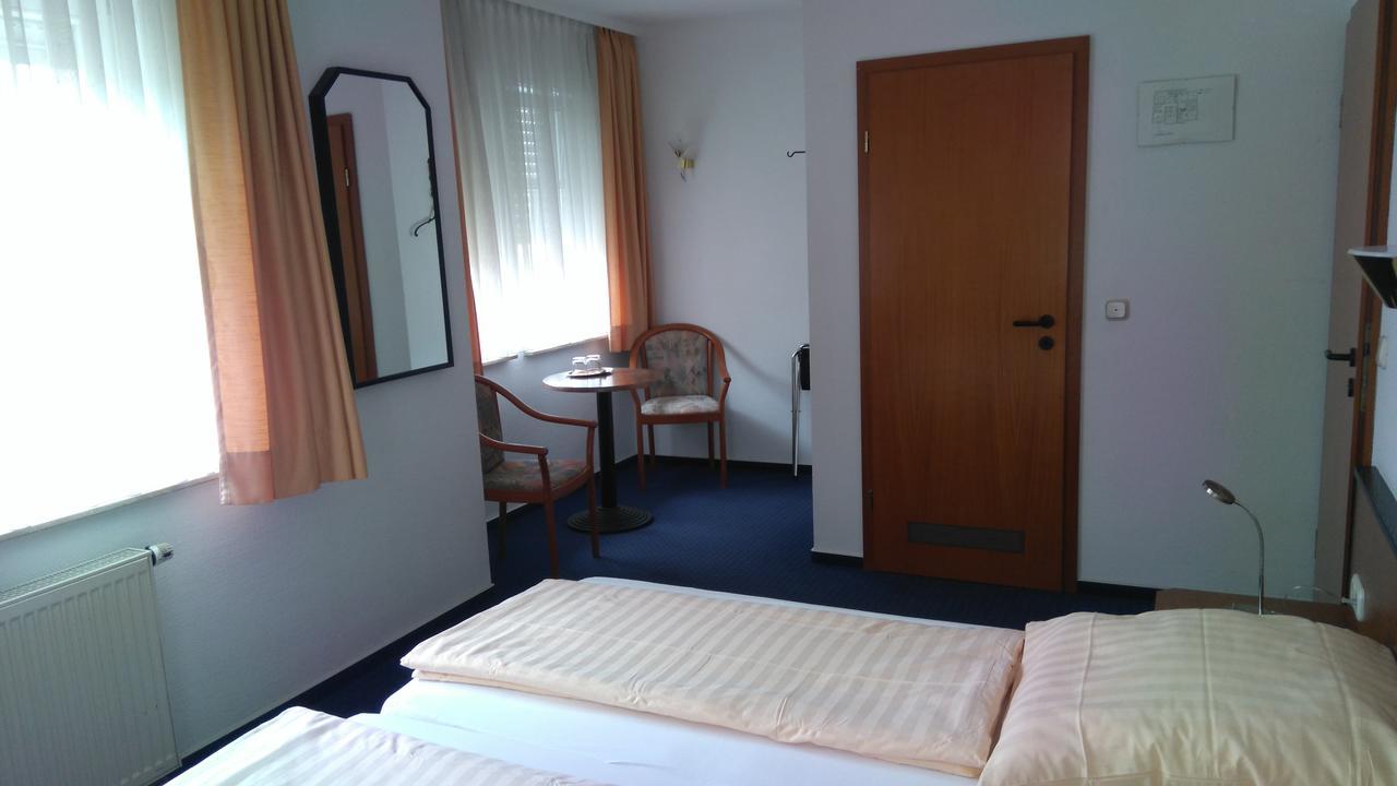 Hotel Loewensteiner Hof Haus Am Neuplatz Wertheim Dış mekan fotoğraf